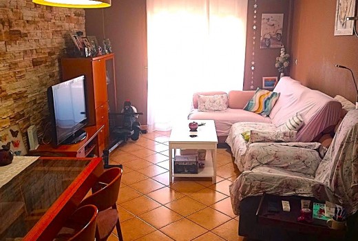 Venta - Piso -
San Juan - Pueblo